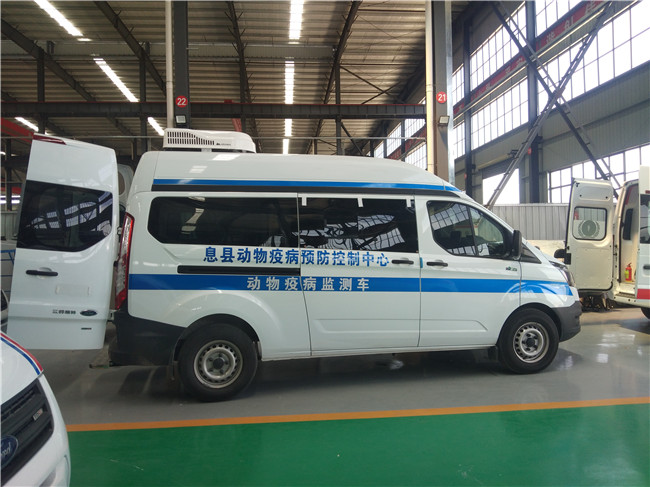 畜牧動物防疫監(jiān)測車