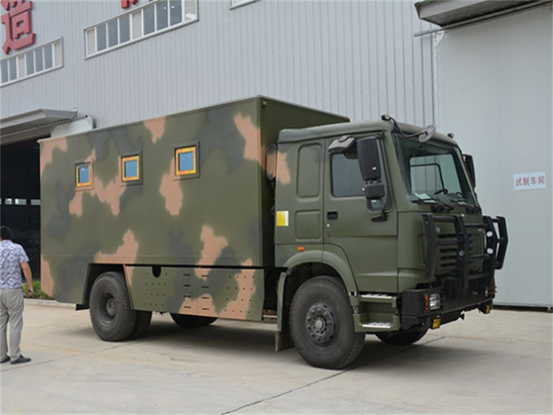 重汽豪沃方艙指揮車 重汽豪沃方艙指揮車