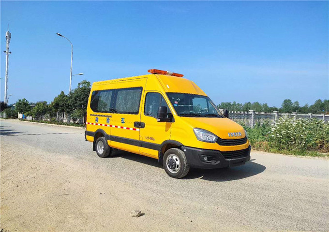 依維柯歐勝應急救援氣防車（藍牌C證）