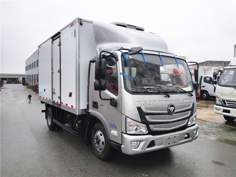 國(guó)六 福田歐馬可156馬力肉鉤冷藏車(chē) 國(guó)六 福田歐馬可156馬力肉鉤冷藏車(chē)