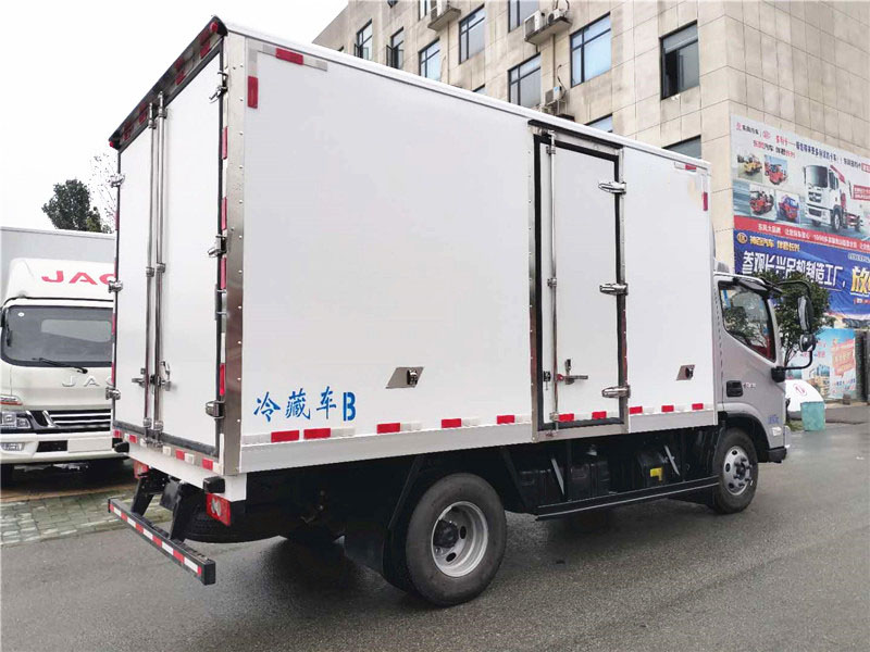 國(guó)六 福田歐馬可156馬力肉鉤冷藏車(chē) 國(guó)六 福田歐馬可156馬力肉鉤冷藏車(chē)