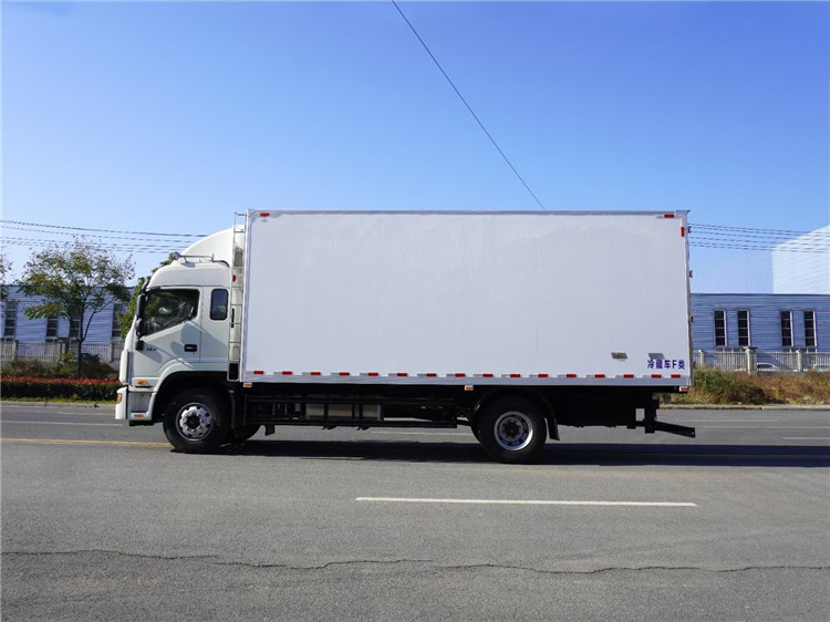 國六 江淮帥鈴Q9(6.8米冷藏車) 國六 江淮帥鈴Q9(6.8米冷藏車)