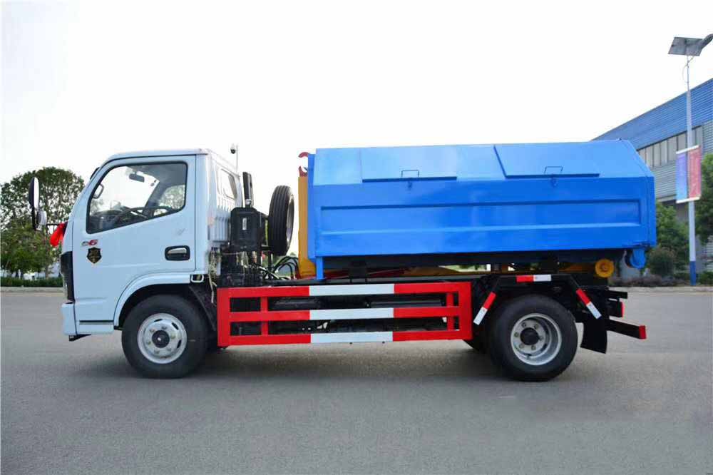 國六5方東風D6 勾臂垃圾車 國六5方東風D6 勾臂垃圾車