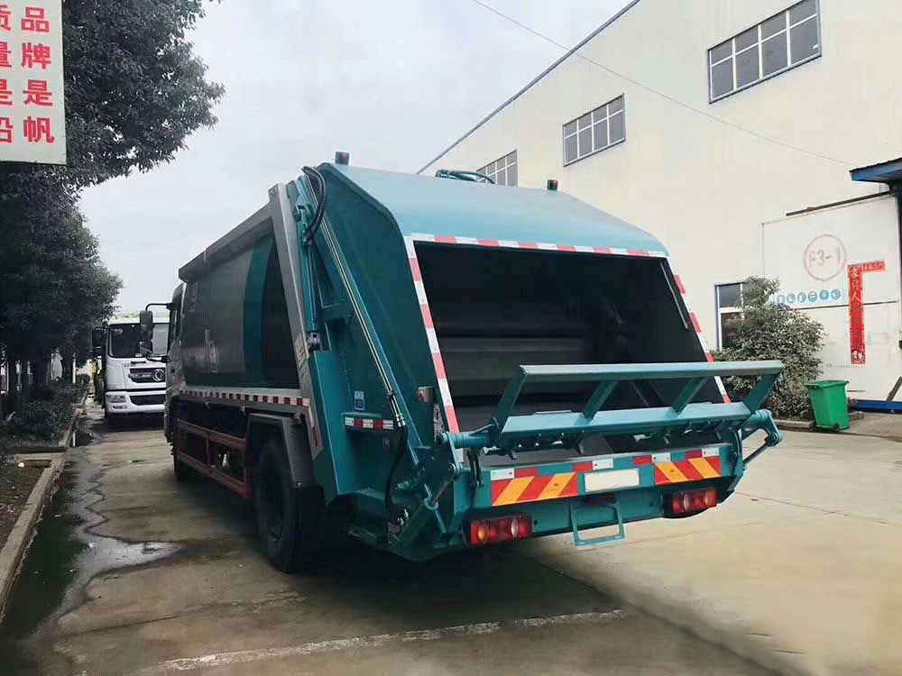 國六5 和10方東風天錦 分撿垃圾車 國六5 和10方東風天錦 分撿垃圾車