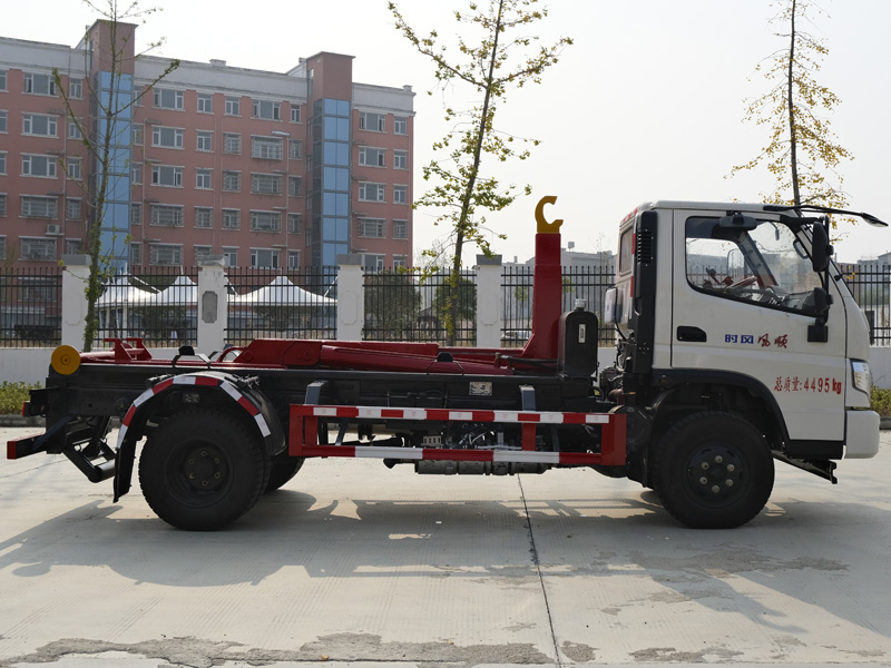 時風勾臂垃圾車 時風勾臂垃圾車