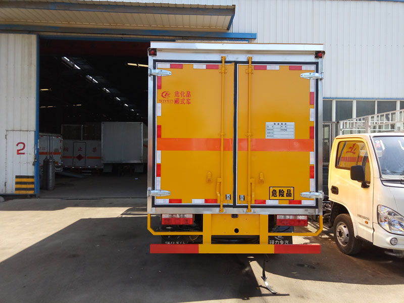 東風(fēng)(藍牌)爆破器材車 東風(fēng)(藍牌)爆破器材車