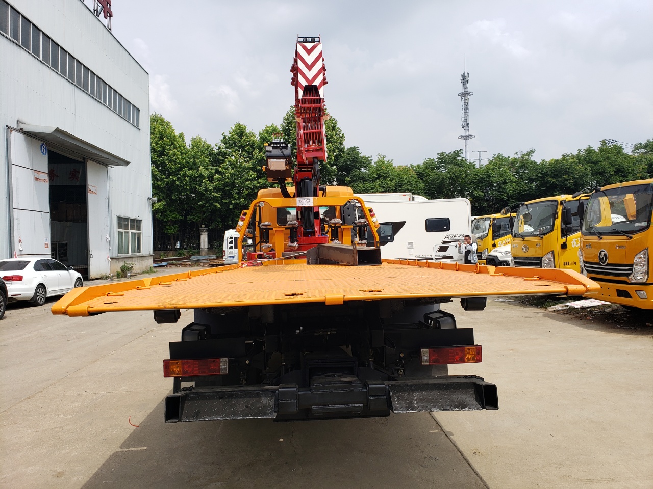 陜汽軒德帶吊清障車 陜汽軒德帶吊清障車