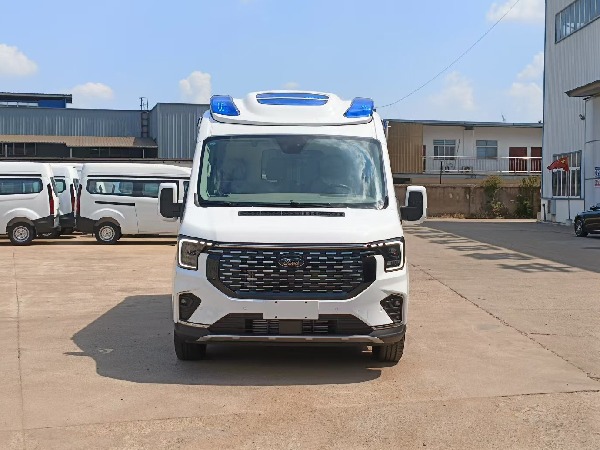 江鈴福特T8救護車（模具版）