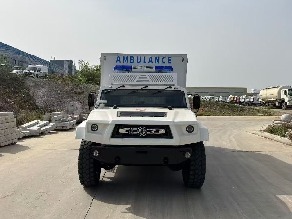 猛士 4X4 救護車