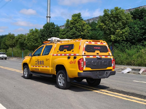 四驅皮卡1800方排水救險車 四驅皮卡1800方排水救險車